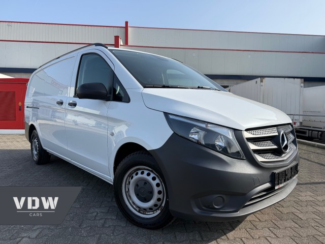 Mercedes-benz Vito - 116 CDI L2H1 Airco / Afneembare trekhaak (2500KG), Cruise, Navi, Parkeersensoren