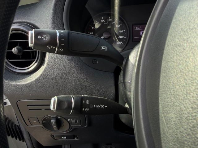 MERCEDES-BENZ VITO 116 CDI L2H1 Airco / Afneembare trekhaak (2500KG), Cruise, Navi, Parkeersensoren, VDW Cars, Enschede