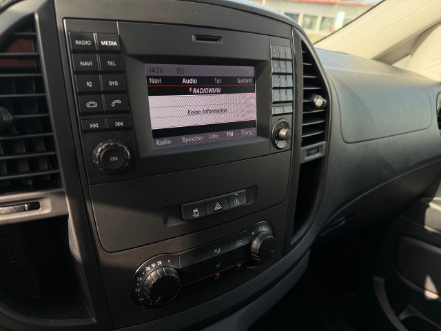 MERCEDES-BENZ VITO 116 CDI L2H1 Airco / Afneembare trekhaak (2500KG), Cruise, Navi, Parkeersensoren, VDW Cars, Enschede