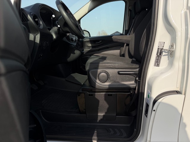 MERCEDES-BENZ VITO 116 CDI L2H1 Airco / Afneembare trekhaak (2500KG), Cruise, Navi, Parkeersensoren, VDW Cars, Enschede