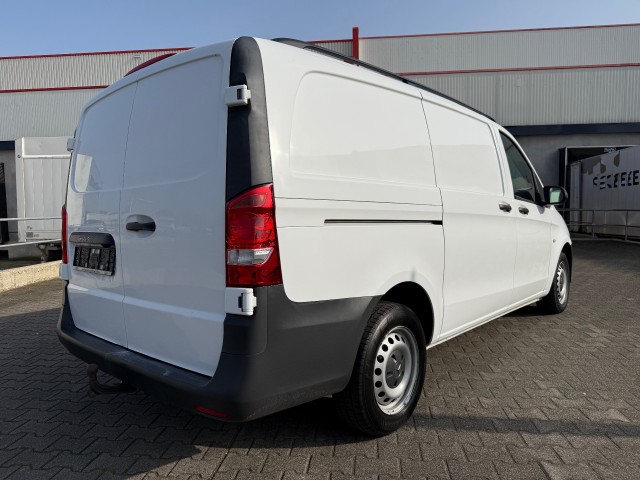 MERCEDES-BENZ VITO 116 CDI L2H1 Airco / Afneembare trekhaak (2500KG), Cruise, Navi, Parkeersensoren, VDW Cars, Enschede