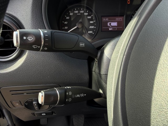 MERCEDES-BENZ VITO 116 CDI L2H1 Airco / Afneembare trekhaak (2500KG), Cruise, Navi, Parkeersensoren, VDW Cars, Enschede