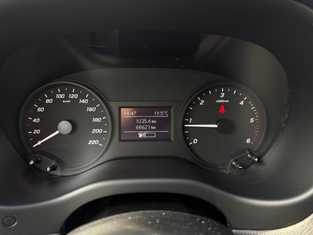 MERCEDES-BENZ VITO 116 CDI L2H1 Airco / Afneembare trekhaak (2500KG), Cruise, Navi, Parkeersensoren, VDW Cars, Enschede