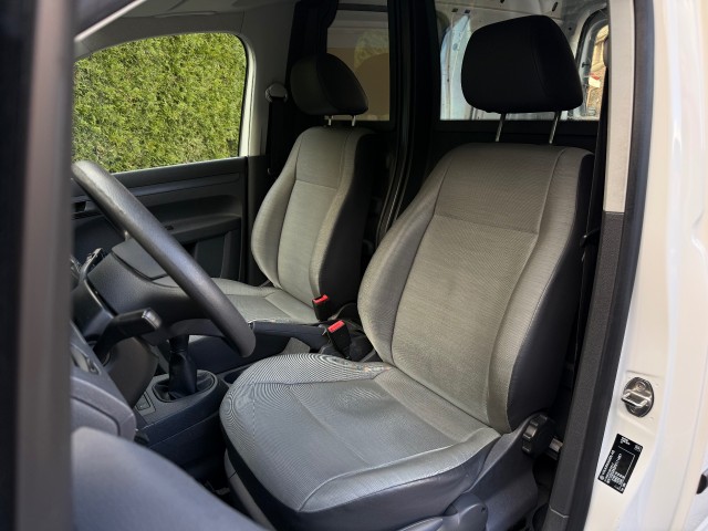 VOLKSWAGEN CADDY 1.6 TDI L1H1 Airco / Recent onderhouden / Volledig tussenschot, VDW Cars, Enschede