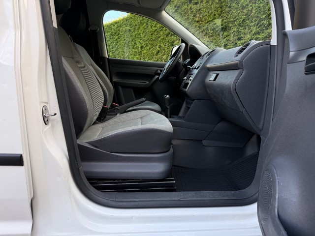 VOLKSWAGEN CADDY 1.6 TDI L1H1 Airco / Recent onderhouden / Volledig tussenschot, VDW Cars, Enschede