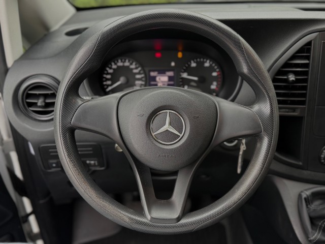 MERCEDES-BENZ VITO 111CDI Lang / Airco / Apple CarPlay / Trekhaak / Navi , VDW Cars, Enschede