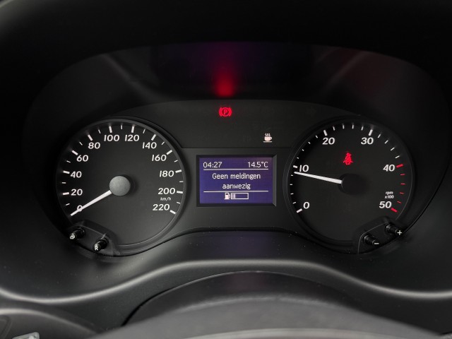 MERCEDES-BENZ VITO 111CDI Lang / Airco / Apple CarPlay / Trekhaak / Navi , VDW Cars, Enschede