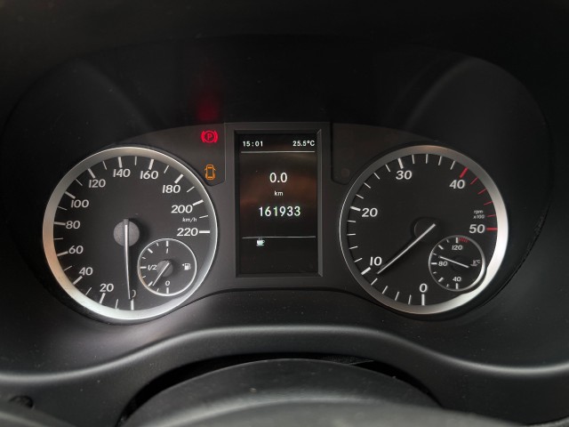 MERCEDES-BENZ VITO 111CDI Lang / Airco / Cruise / Camera / Navi / Parkeersensoren / Trekhaak, VDW Cars, Enschede