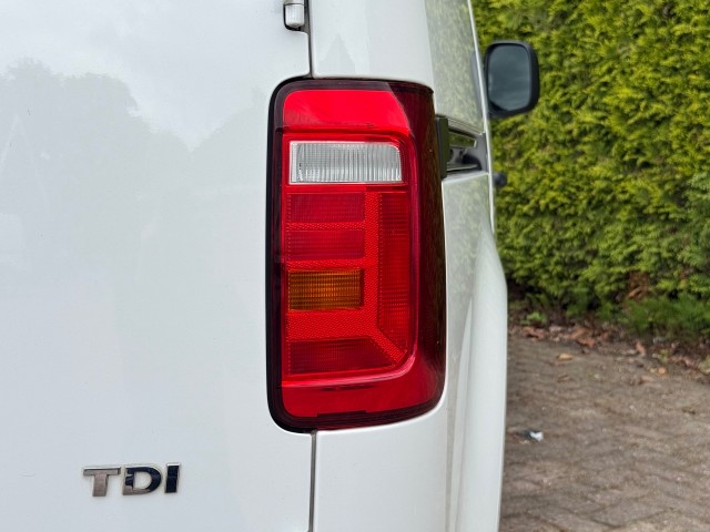 VOLKSWAGEN CADDY 1.6 TDI L1H1 Airco / Trekhaak / 100% Dealer onderhouden / Parkeersensoren, VDW Cars, Enschede