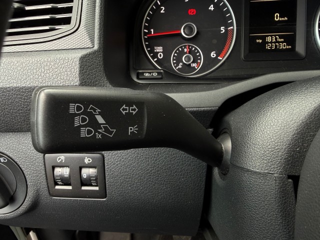 VOLKSWAGEN CADDY 1.6 TDI L1H1 Airco / Trekhaak / 100% Dealer onderhouden / Parkeersensoren, VDW Cars, Enschede