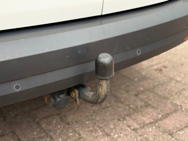 VOLKSWAGEN CADDY 2.0 TDI L1H1 Airco / Trekhaak / 100% Dealer onderhouden / Parkeersensoren, VDW Cars, Enschede