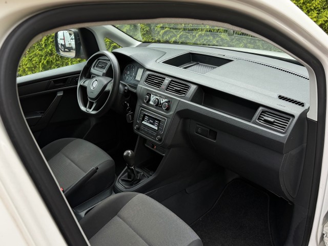 VOLKSWAGEN CADDY 2.0 TDI L1H1 Airco / Trekhaak / 100% Dealer onderhouden / Parkeersensoren, VDW Cars, Enschede