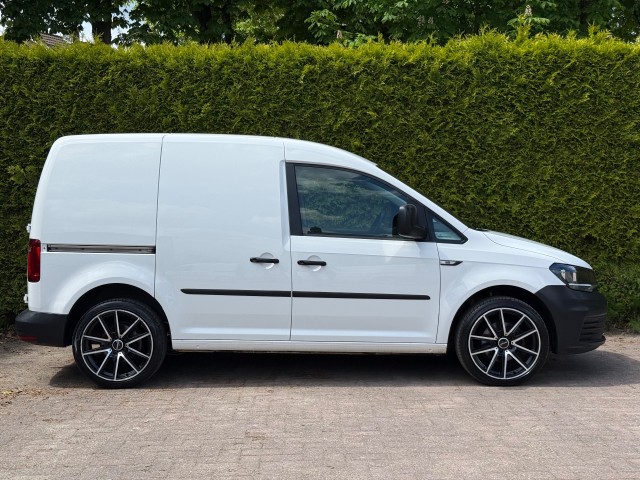 VOLKSWAGEN CADDY 1.6 TDI L1H1 Airco / Trekhaak / Standkachel / Nieuwe APK, VDW Cars, Enschede