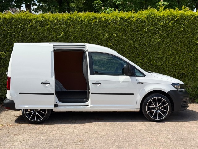VOLKSWAGEN CADDY 1.6 TDI L1H1 Airco / Trekhaak / Standkachel / Nieuwe APK, VDW Cars, Enschede