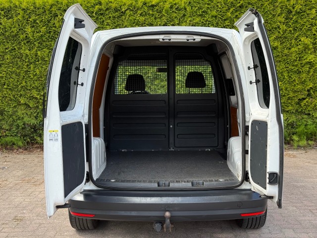 VOLKSWAGEN CADDY 1.6 TDI L1H1 Airco / Trekhaak / Standkachel / Nieuwe APK, VDW Cars, Enschede