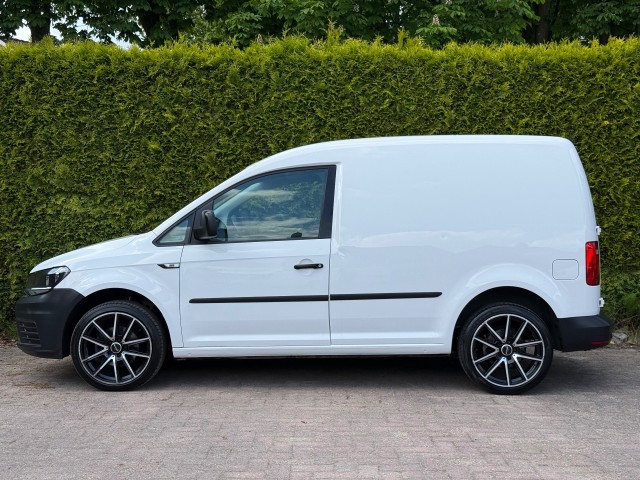 VOLKSWAGEN CADDY 1.6 TDI L1H1 Airco / Trekhaak / Standkachel / Nieuwe APK, VDW Cars, Enschede