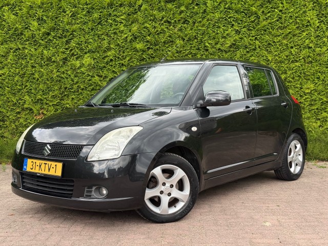 SUZUKI SWIFT 1.3 GLS Airco / Stoelverwarming / APK 2027 / 2 sleutels, VDW Cars, Enschede
