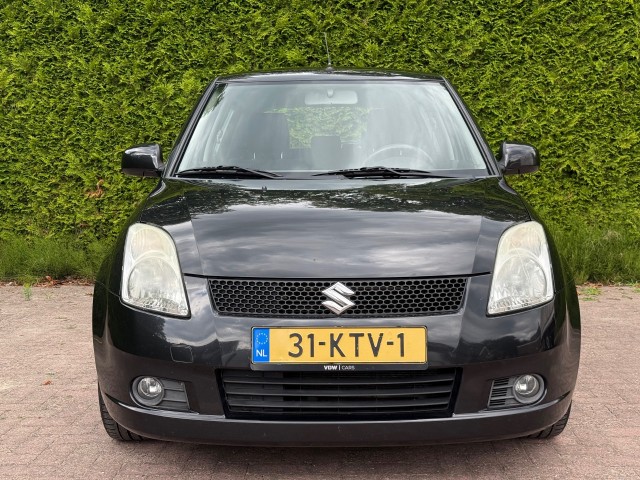 SUZUKI SWIFT 1.3 GLS Airco / Stoelverwarming / APK 2027 / 2 sleutels, VDW Cars, Enschede