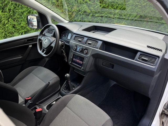 VOLKSWAGEN CADDY 2.0 TDI Airco / Cruise / Apple CarPlay / Parkeersensoren / Sidebars, VDW Cars, Enschede
