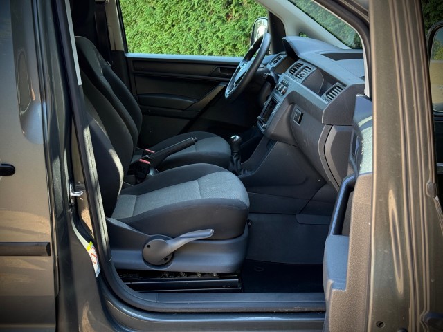 VOLKSWAGEN CADDY 2.0 TDI L1H1 Airco / Apple CarPlay / Navi / Bluetooth, VDW Cars, Enschede