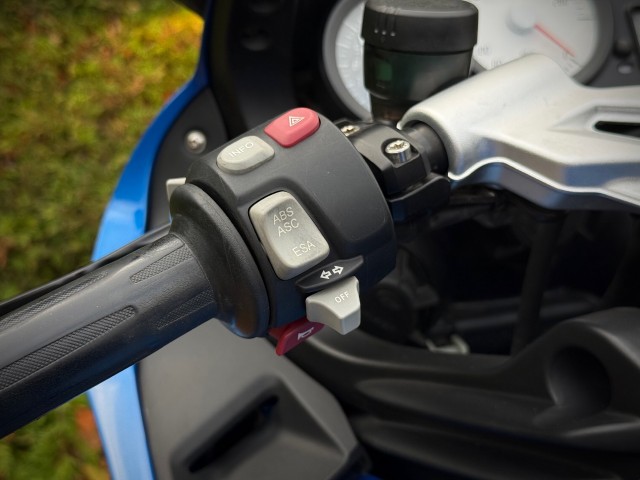 BMW K1300S  Akrapovič / 176PK / Handvatverwarming / ABS / Garmin Navi, VDW Cars, Enschede