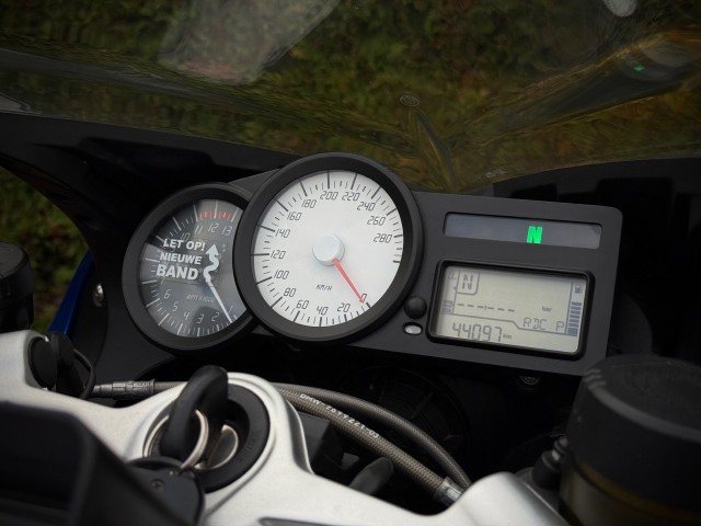 BMW K1300S  Akrapovič / 176PK / Handvatverwarming / ABS / Garmin Navi, VDW Cars, Enschede