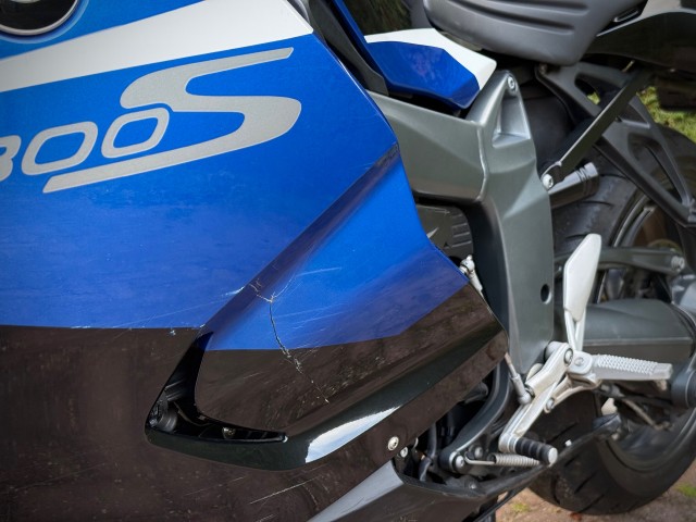 BMW K1300S  Akrapovič / 176PK / Handvatverwarming / ABS / Garmin Navi, VDW Cars, Enschede